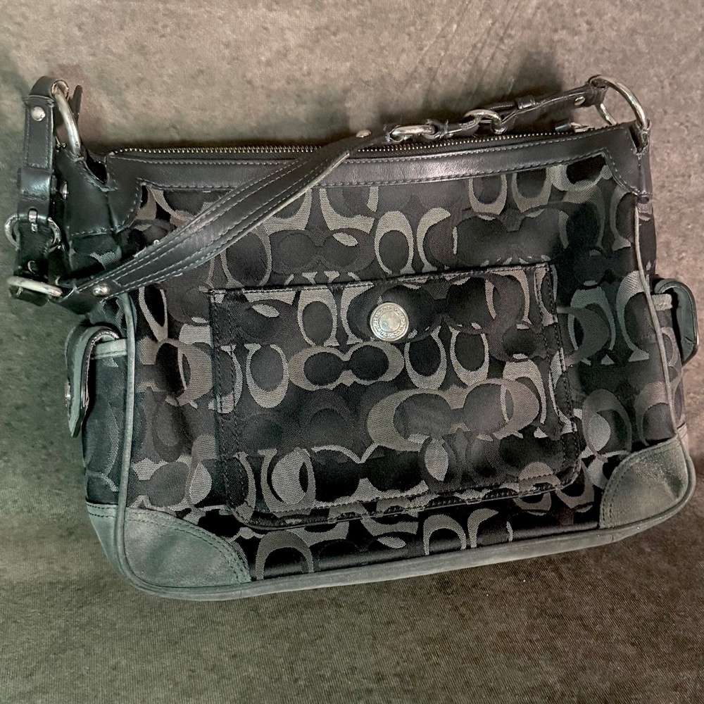COACH BLACK PURSE